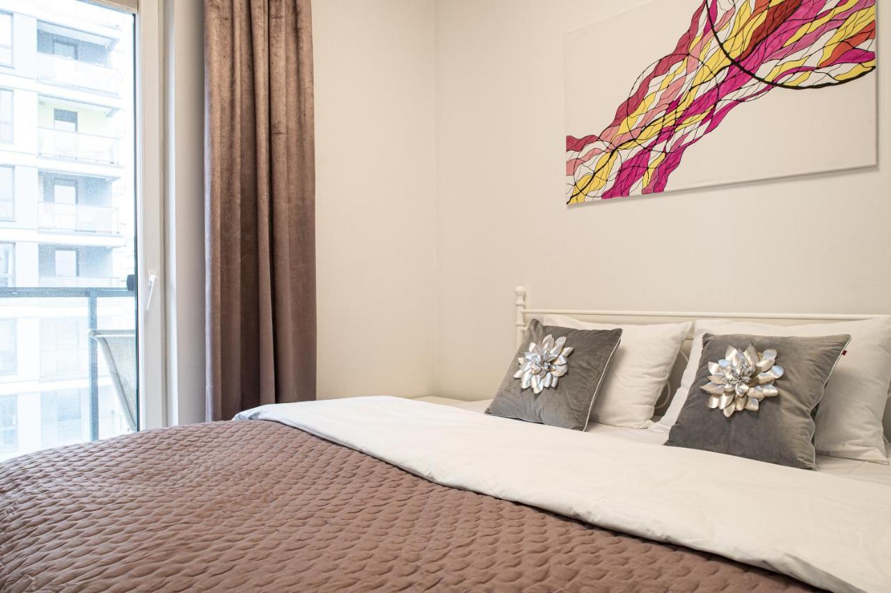 Wola Glamour Apartment Warschau Exterior foto